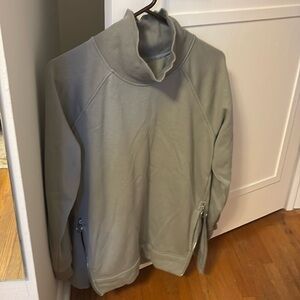 Athleta mock neck turtle neck top